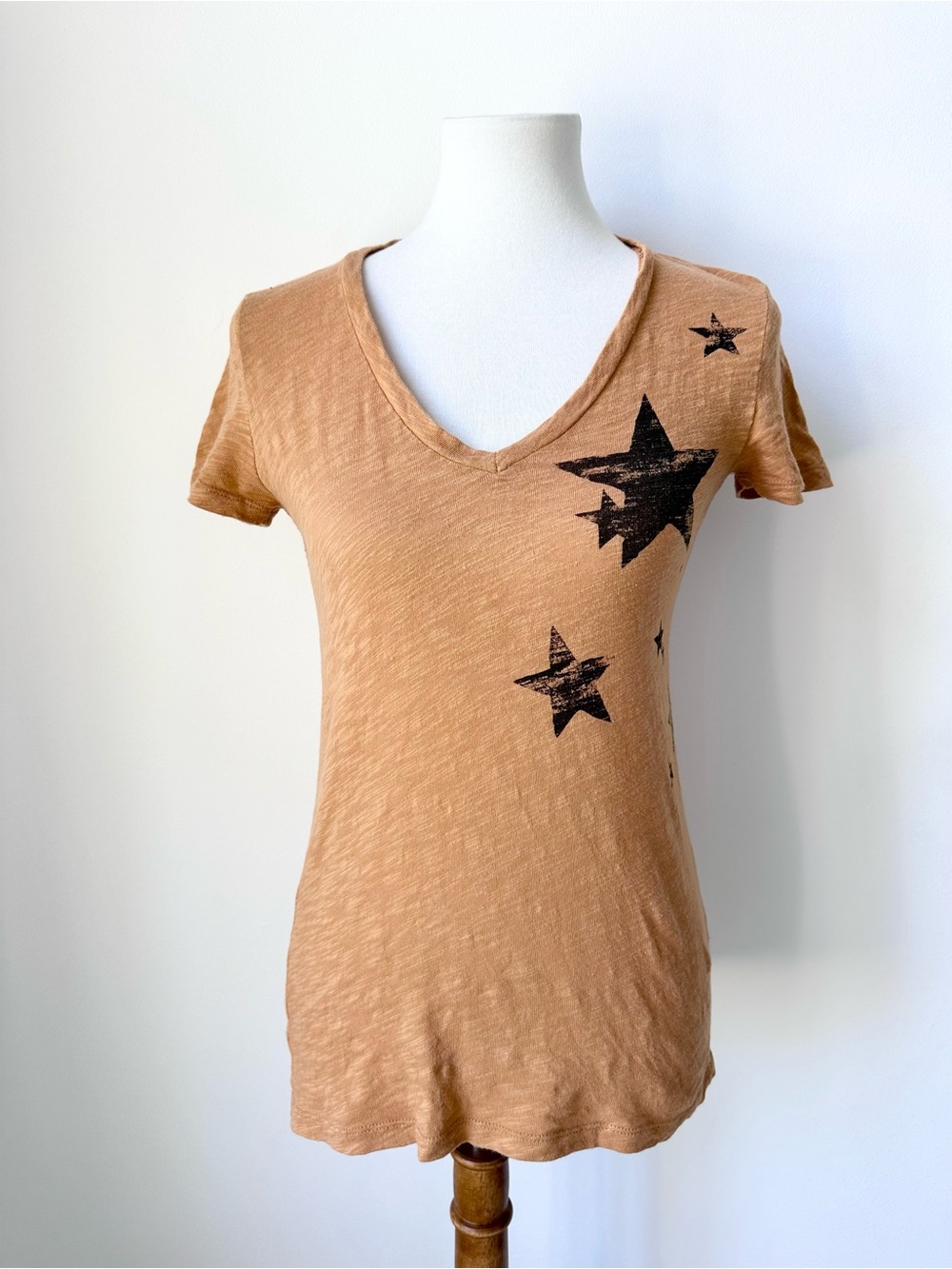 J. Crew Camel and Black Star Print V-Neck Short Sleeve T-Shirt Size X- Small